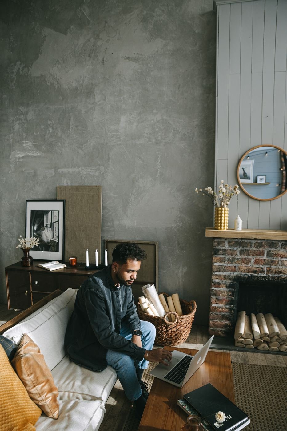 Cozy Living Room Metamorphosis - Textured Wall Finish & Warm Illumination by The Era Interior